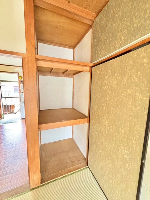 物件内観写真13　(収納)