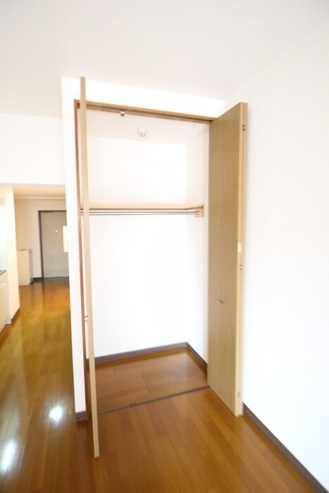 物件内観写真13　(収納)