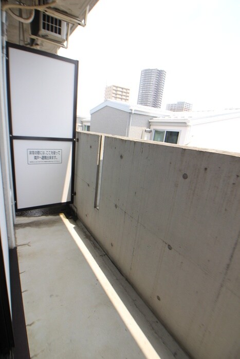 物件内観写真16　(ベランダ・バルコニー)