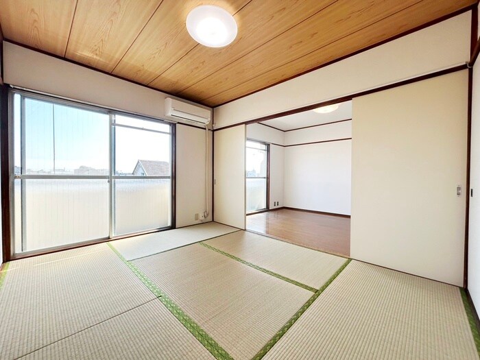 物件内観写真8　(居室)