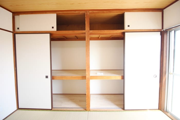 物件内観写真12　(収納)