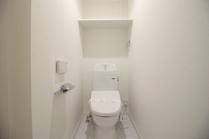 物件内観写真9　(トイレ)