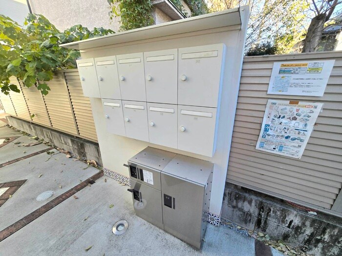 物件外観写真4　(建物設備)