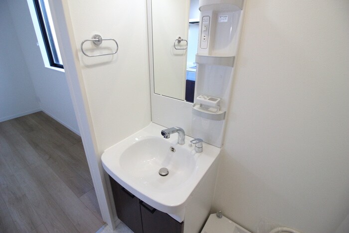 物件内観写真12　(洗面)