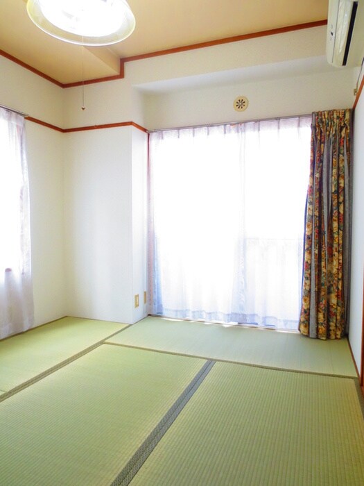 物件内観写真7　(居室)