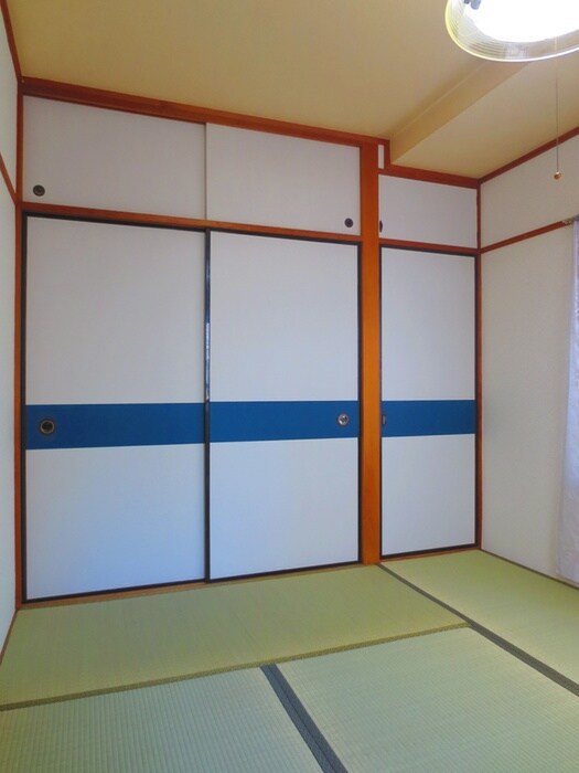 物件内観写真8　(居室)