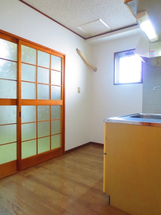 物件内観写真15　(居室)