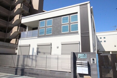 ラシュレシャトン東川口外観写真
