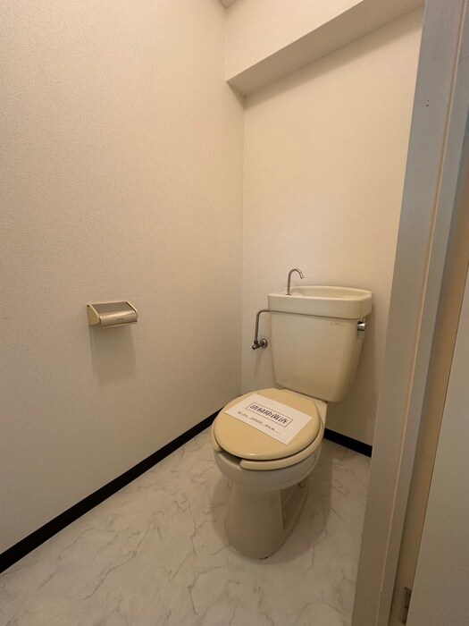 物件内観写真10　(トイレ)