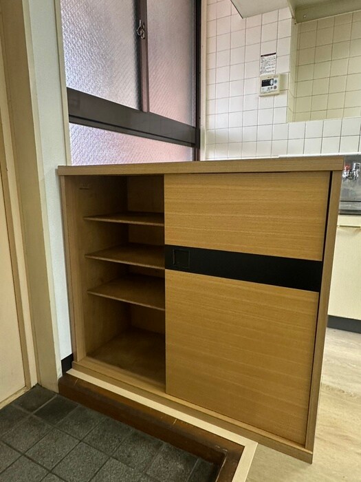 物件内観写真15　(靴箱)