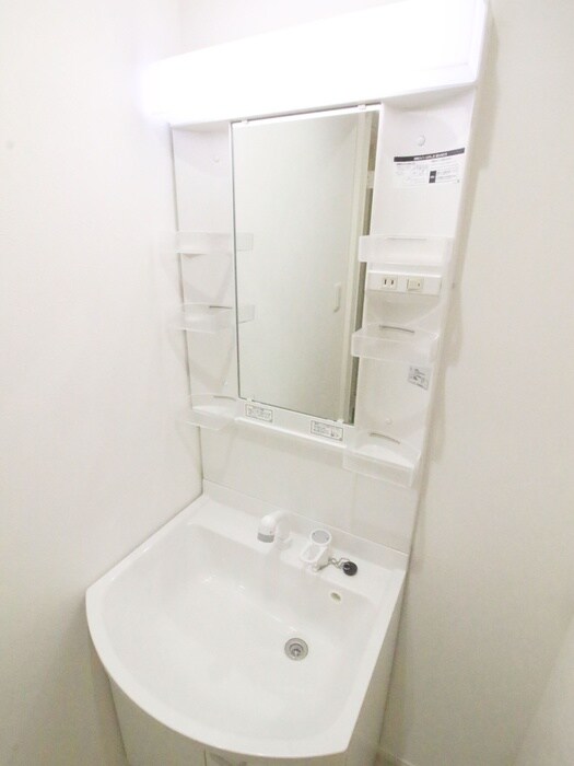 物件内観写真9　(洗面)