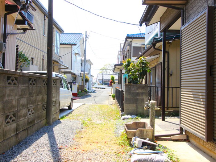 物件外観写真3　(駐車場)