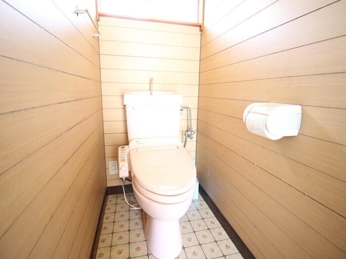 物件内観写真14　(トイレ)
