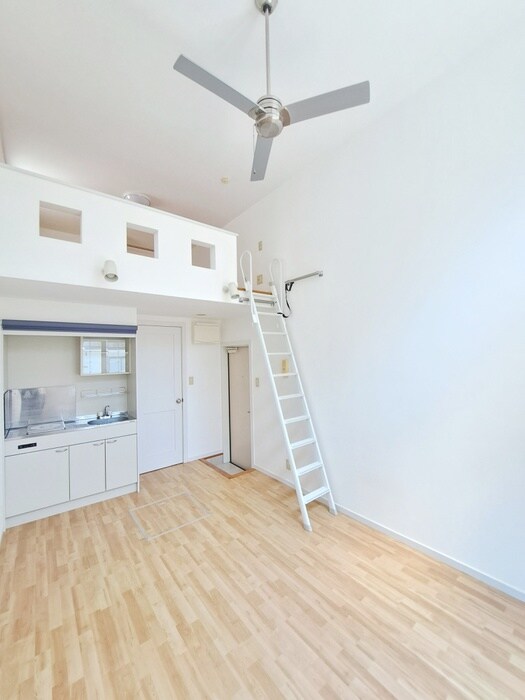 物件内観写真9　(居室)