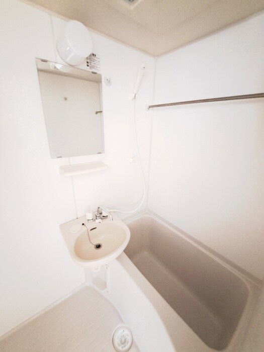 物件内観写真12　(バス／シャワールーム等)