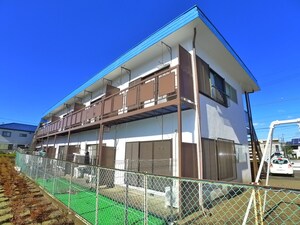 リバーサイドハイツ３号館外観写真