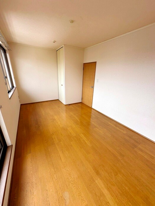 物件内観写真18　(居室)