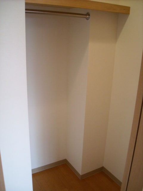 物件内観写真10　(収納)