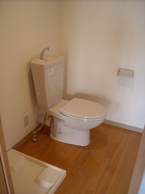 物件内観写真12　(トイレ)