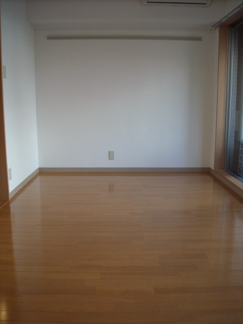 物件内観写真15　(居室)