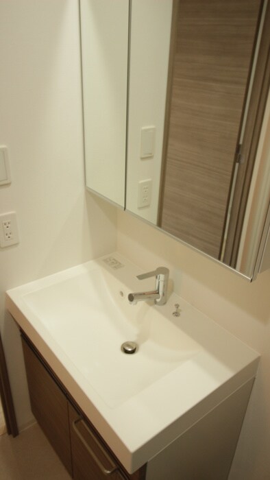 物件内観写真14　(洗面)