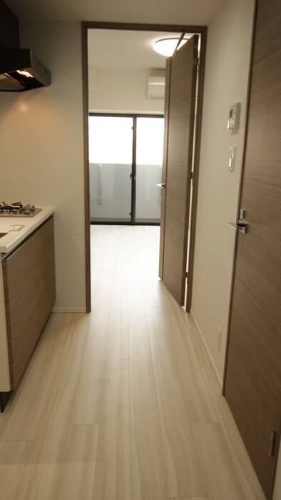 物件内観写真15　(廊下)