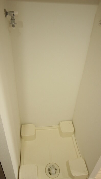 物件内観写真20　(洗濯機置場)