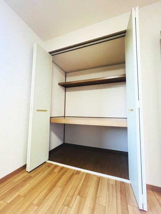 物件内観写真8　(収納)