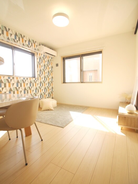 物件内観写真7　(居室)