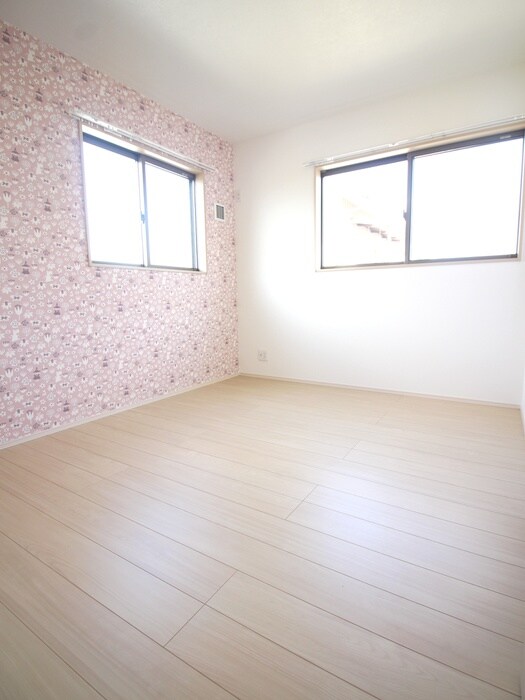 物件内観写真9　(居室)