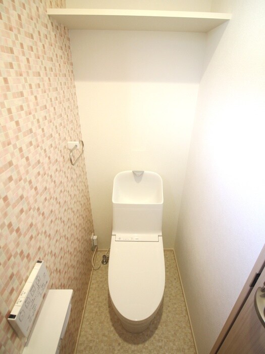 物件内観写真15　(トイレ)