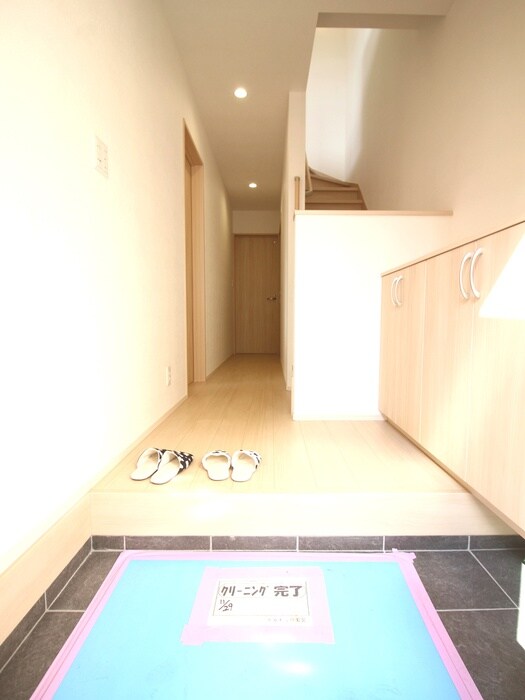 物件内観写真18　(廊下)