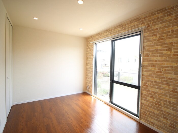 物件内観写真4　(居室)