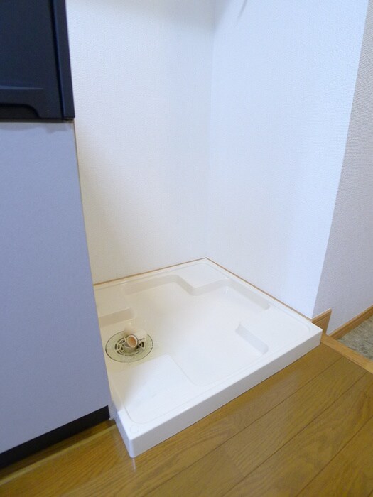 物件内観写真17　(洗濯機置場)