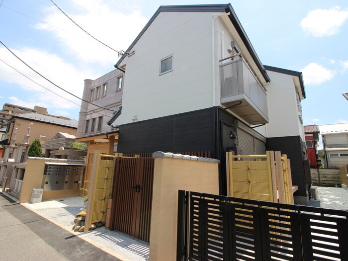 物件外観写真2　(外観写真)