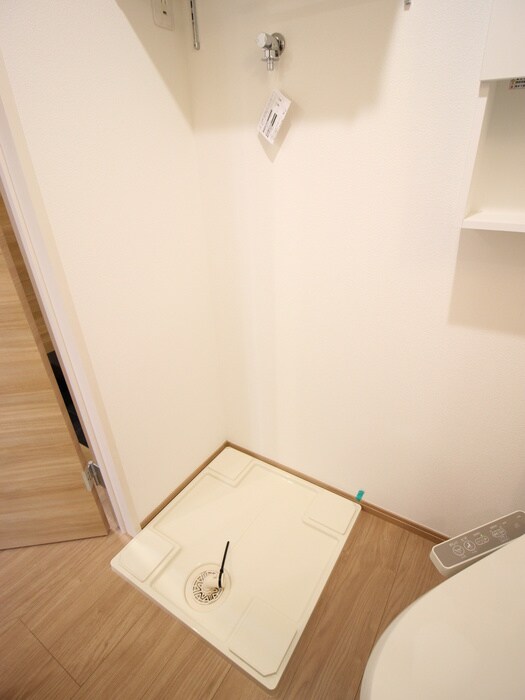 物件内観写真13　(洗濯機置場)