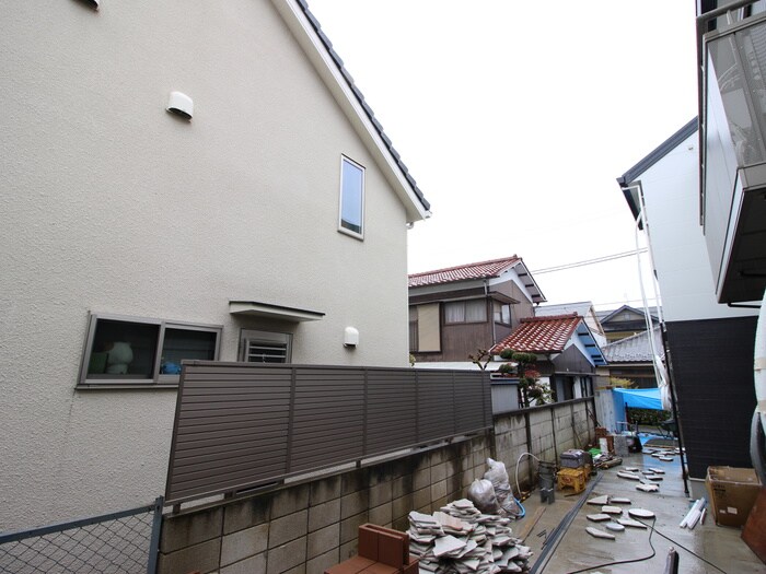 物件内観写真19　(室内からの展望)