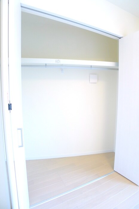 物件内観写真16　(収納)