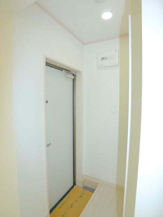 物件内観写真22　(玄関)