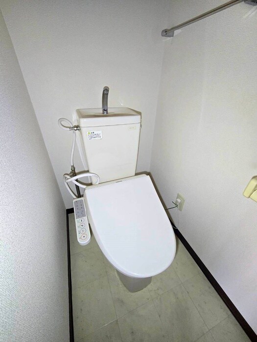 物件内観写真11　(トイレ)