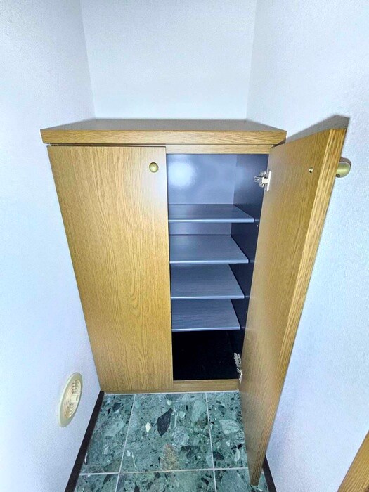 物件内観写真21　(靴箱)