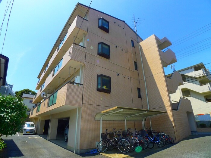 物件外観写真2　(駐輪場)