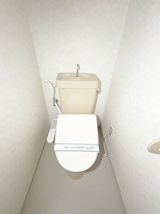 物件内観写真8　(トイレ)