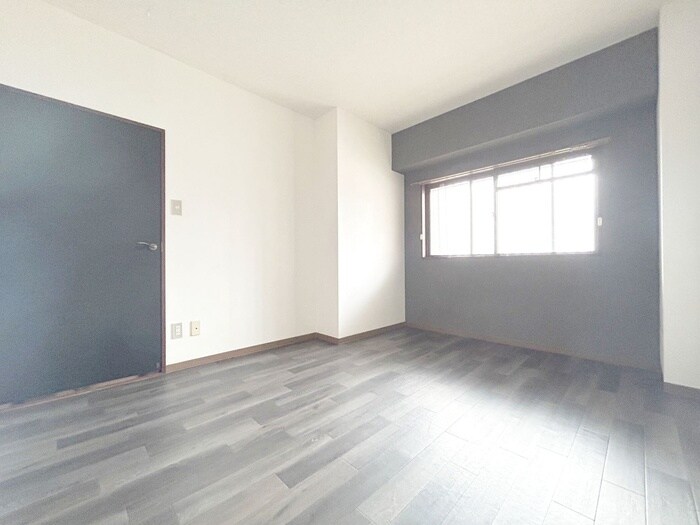 物件内観写真11　(居室)