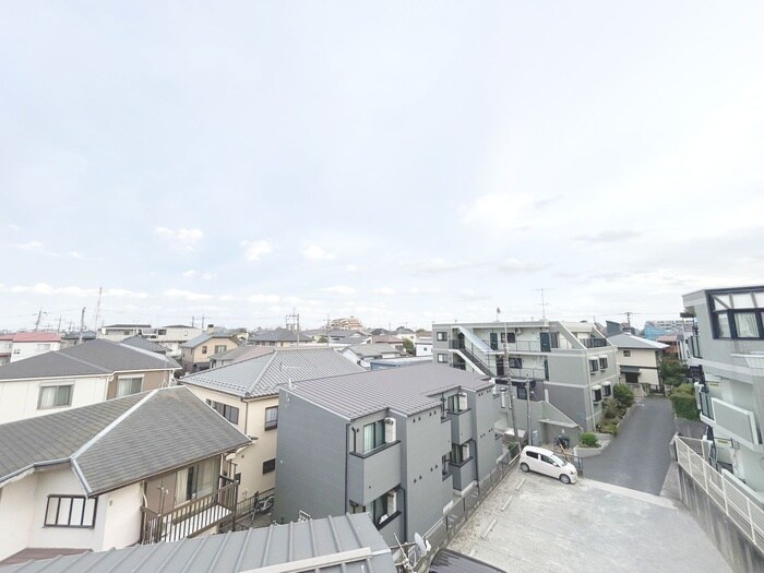 物件内観写真15　(室内からの展望)