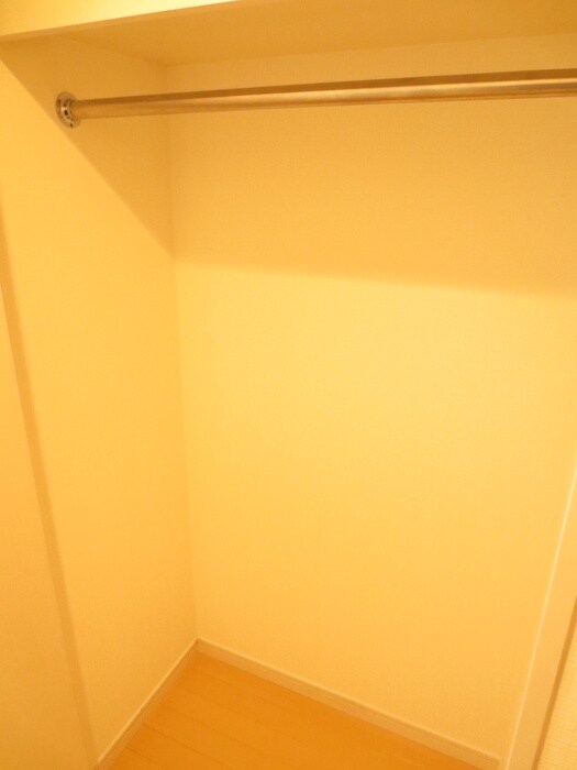 物件内観写真10　(収納)