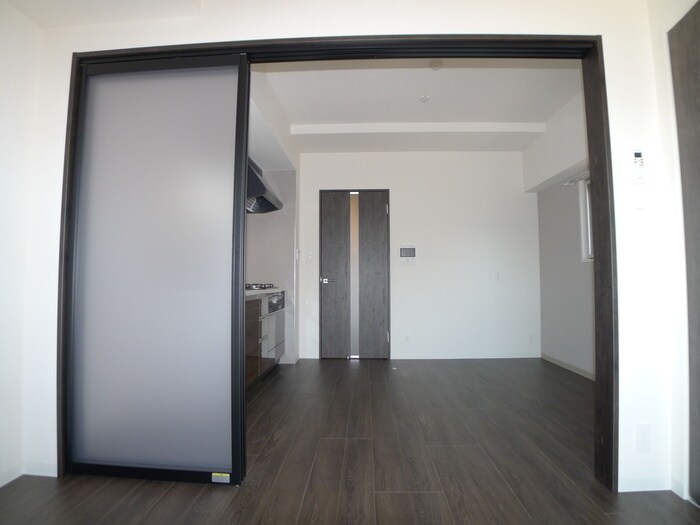 物件内観写真10　(居室)