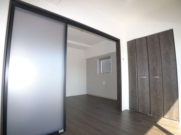 物件内観写真11　(居室)