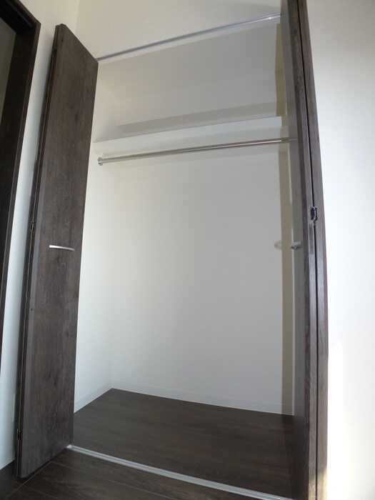 物件内観写真12　(収納)