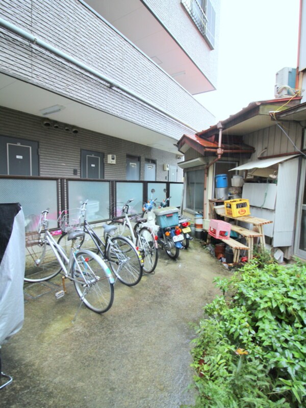 駐輪場